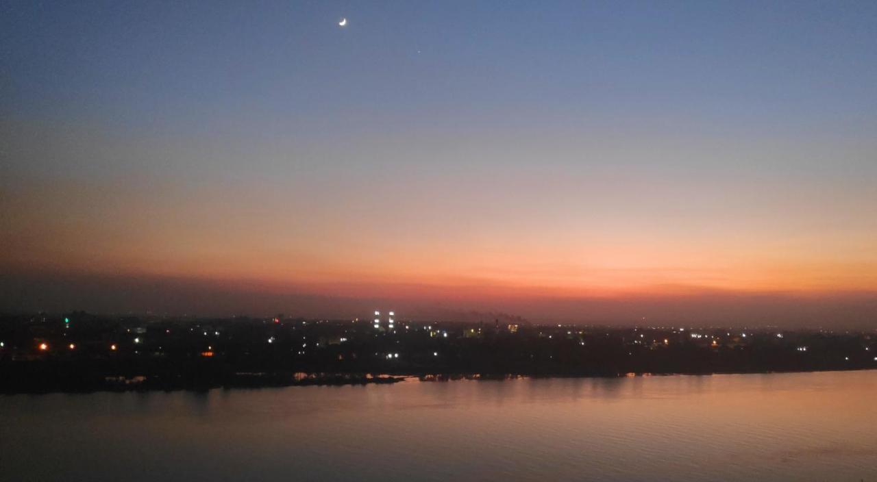 Nile Pyramidal View Apartment Кайро Екстериор снимка