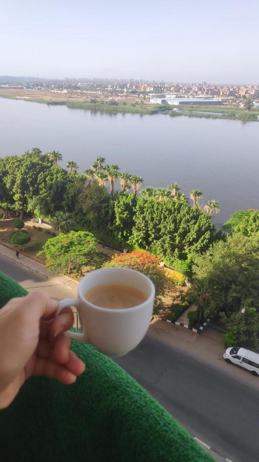 Nile Pyramidal View Apartment Кайро Екстериор снимка